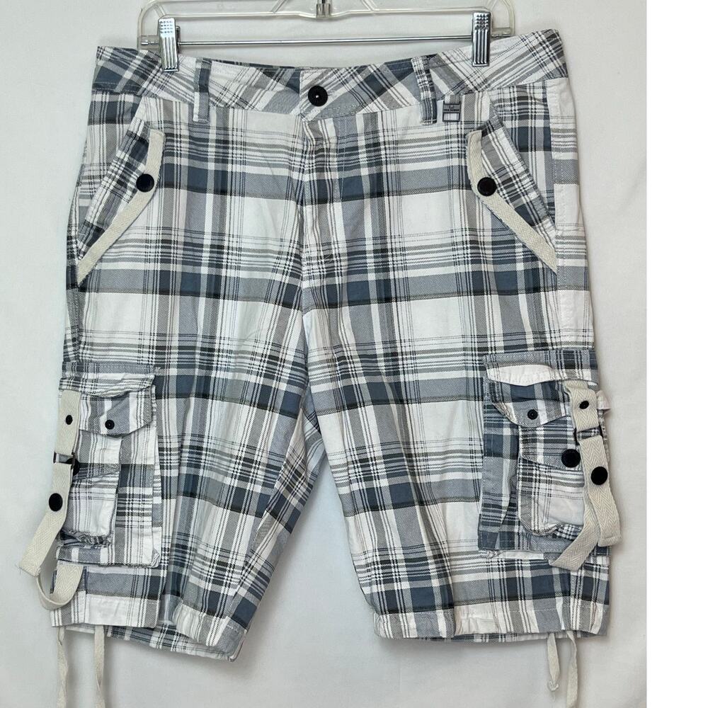 Nick Danger Men’s 32 White/Gray Striped Cargo Shorts Skater Y2K Streetwear